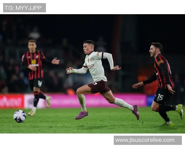 英超激战曼联小胜曼城全场沸腾精彩瞬间回顾