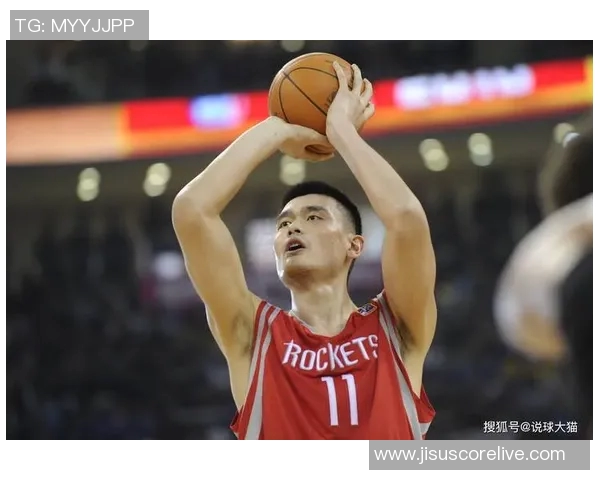 姚明飞跃篮筐瞬间的力量与优雅扣篮艺术全解析