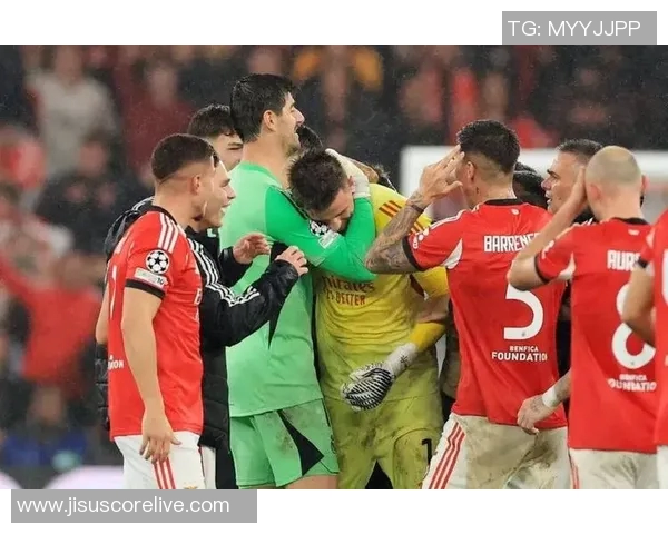 英超经典对决那不勒斯与皇马激战成平局历史冷门引发全场热议