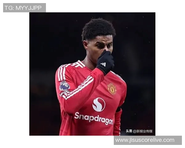 德甲激战曼联险胜那不勒斯红牌争议引发全场热议