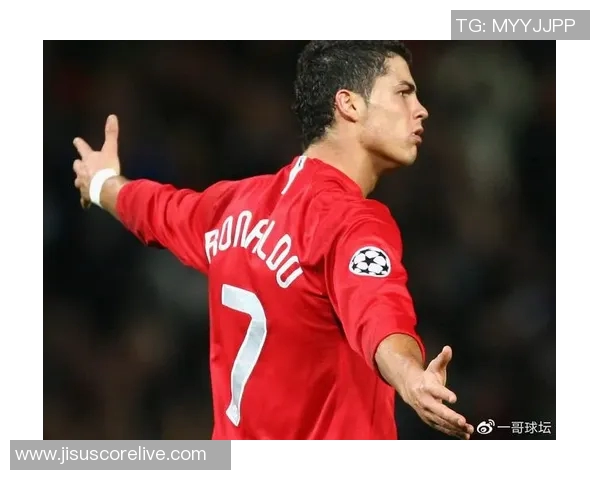 尤文图斯狂胜曼联5-1绝杀时刻引发争议判罚全场沸腾