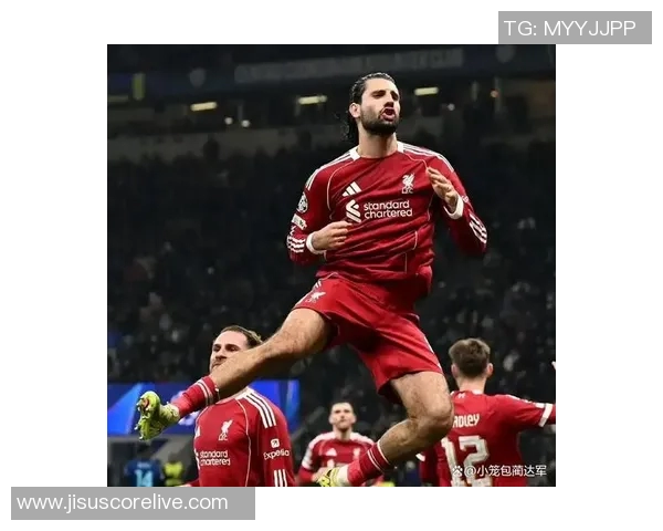 中超激战巴黎圣日耳曼逆转利物浦神奇扑救引发争议判罚全场沸腾