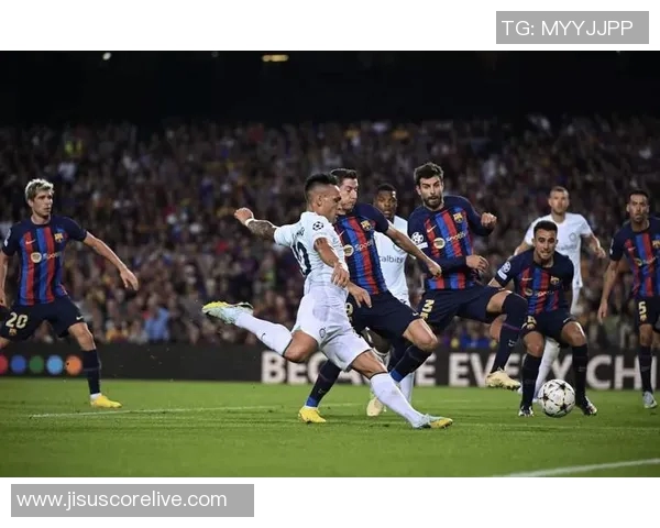 世界杯精彩对决巴萨与曼城战成平局战术解析引发全场热议